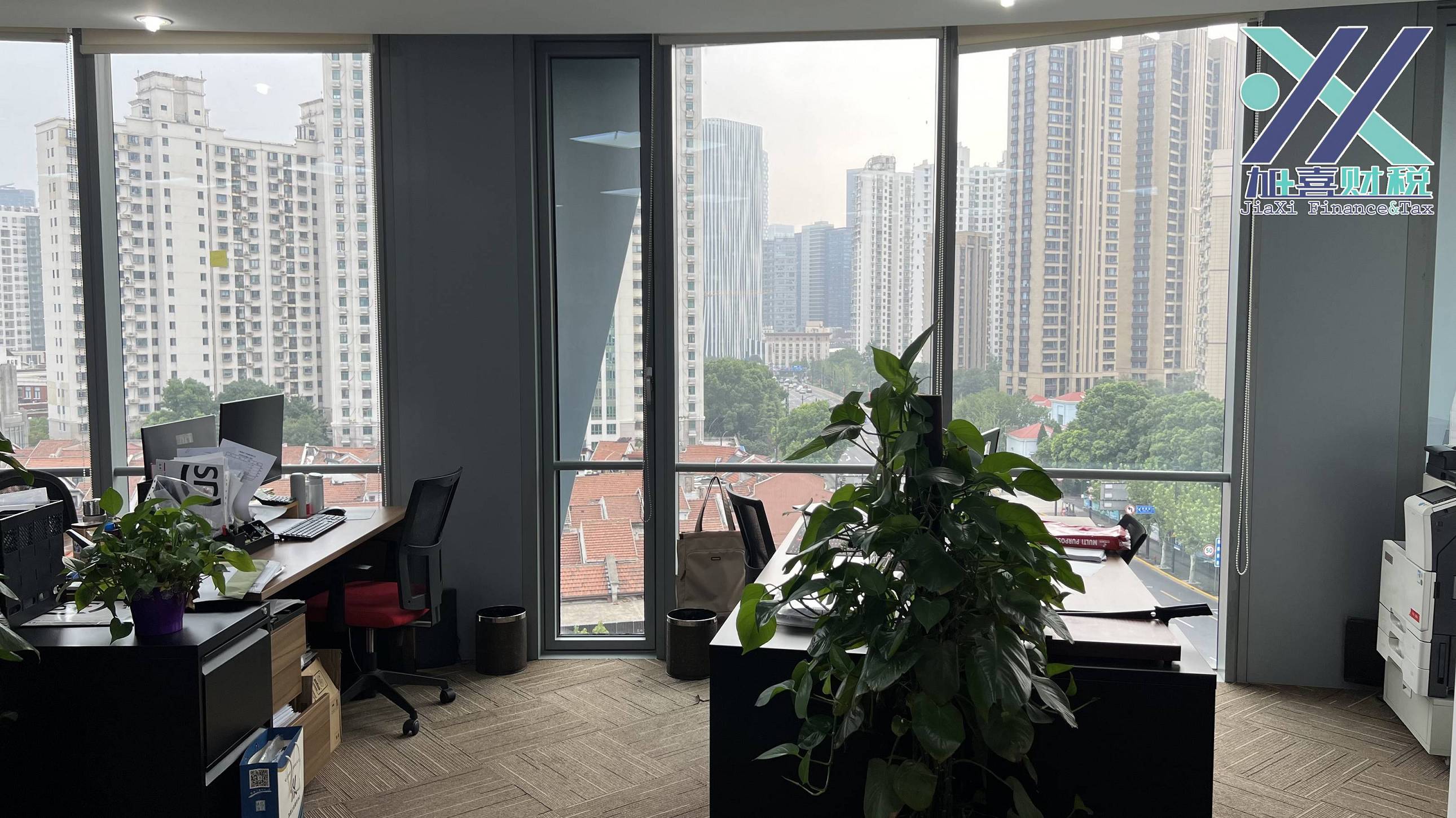 What are the key clauses in a standard joint venture agreement for China?